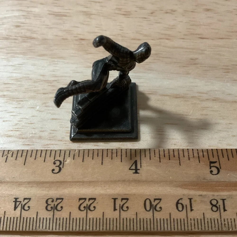 Monopoly SpiderMan on a Brick Wall Token Replacement Game Part Piece Metal 2007